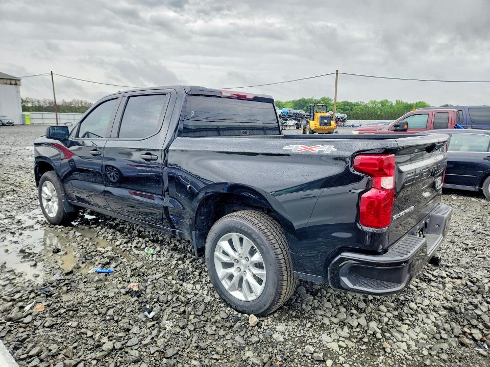 Photo 2 from auction – 2024 CHEVROLET SILVERADO with VIN 1GCPDBEK5RZ116781