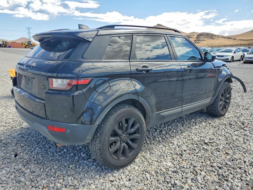 Photo 3 from auction – 2017 LAND ROVER RANGE ROVER EVOQUE with VIN SALVP2BG6HH196393
