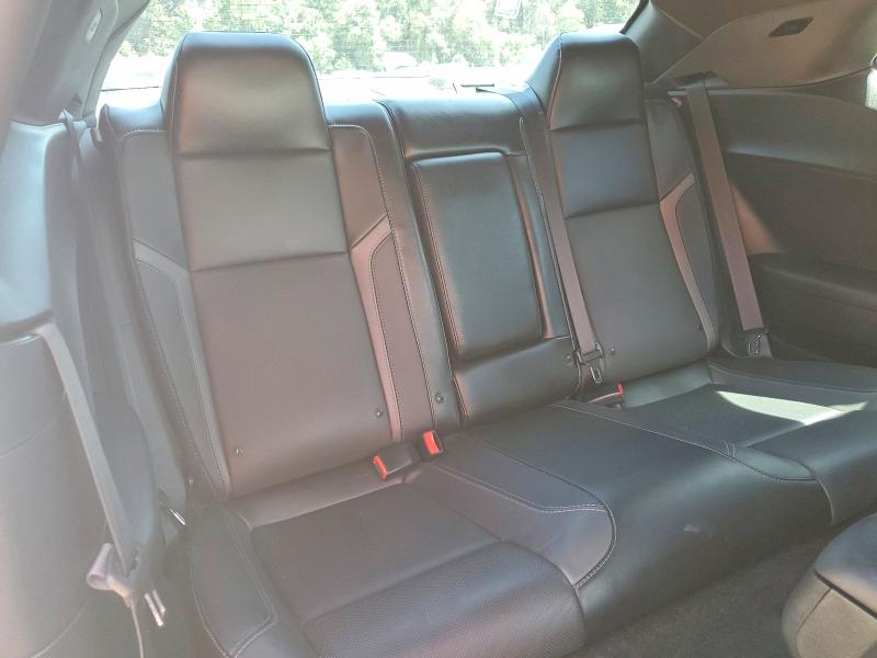 Photo 10 from auction – 2018 DODGE CHALLENGER with VIN 2C3CDZBT6JH199828