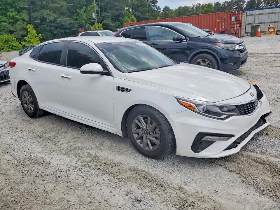 Photo 4 from auction – 2019 KIA OPTIMA with VIN 5XXGT4L31KG301025