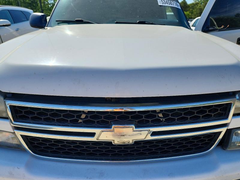 Photo 11 from auction – 2007 CHEVROLET SILVERADO with VIN 1GCEK19B77Z110155