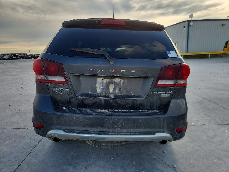 Фото 6 с аукциона – 2019 DODGE JOURNEY с VIN 3C4PDCGG2KT803518