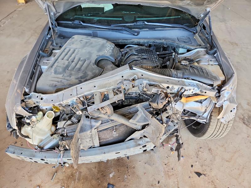 Photo 11 from auction – 2018 CHRYSLER 300 with VIN 2C3CCAGG5JH226520