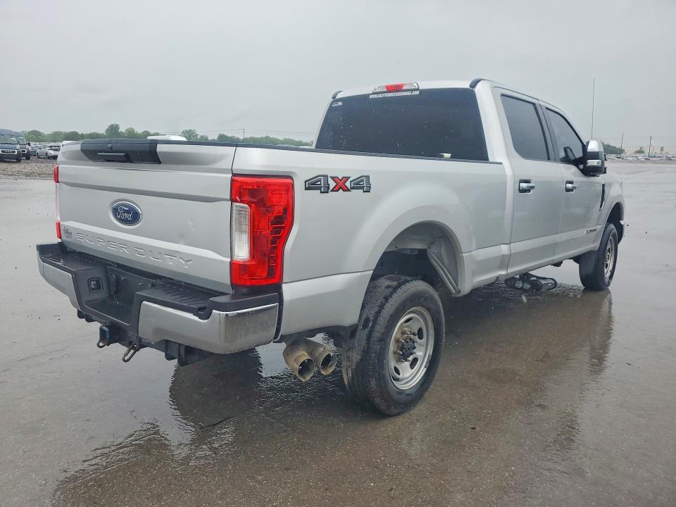 Photo 3 from auction – 2018 FORD F250 with VIN 1FT7W2BT0JEB97305