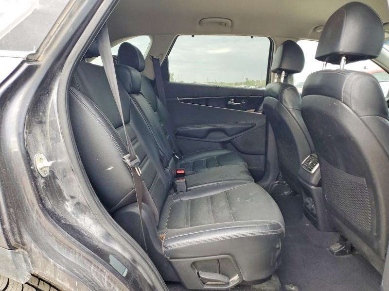 Zdjęcie 11 z aukcji – 2018 KIA SORENTO z VIN 5XYPHDA16JG357829