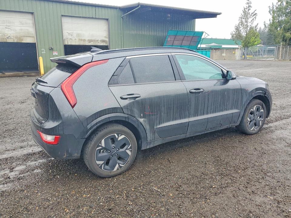 Photo 3 from auction – 2024 KIA NIRO with VIN KNDCR3L15R5091548