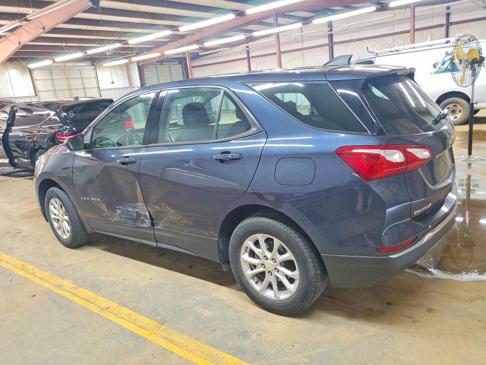 Photo 2 from auction – 2018 CHEVROLET EQUINOX with VIN 3GNAXHEV2JS503243