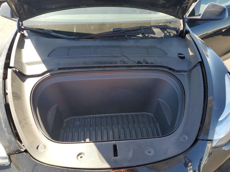 Photo 11 from auction – 2022 TESLA MODEL Y with VIN 7SAYGDEE5NF316127