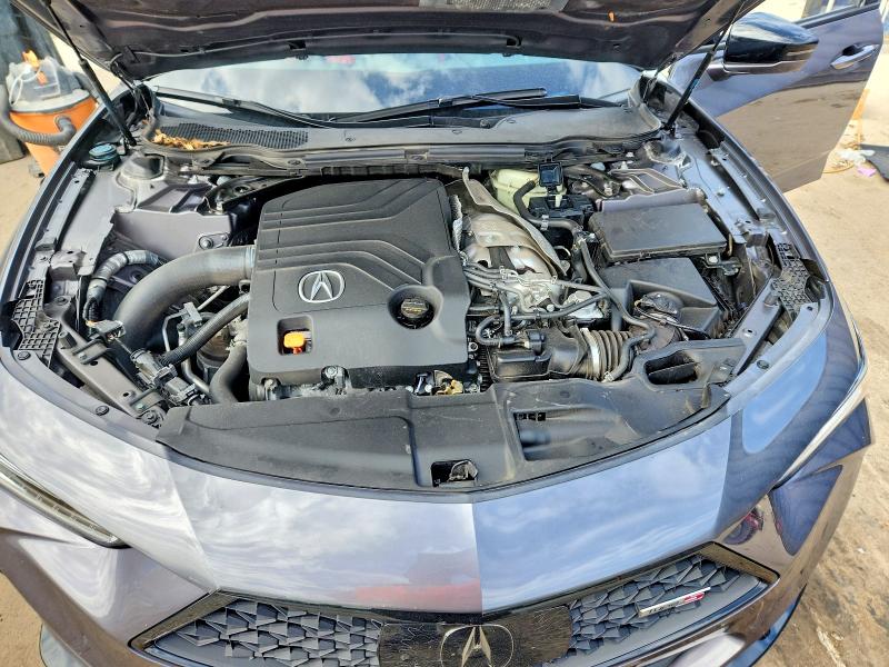 Photo 11 from auction – 2022 ACURA TLX with VIN 19UUB7F04NA001828