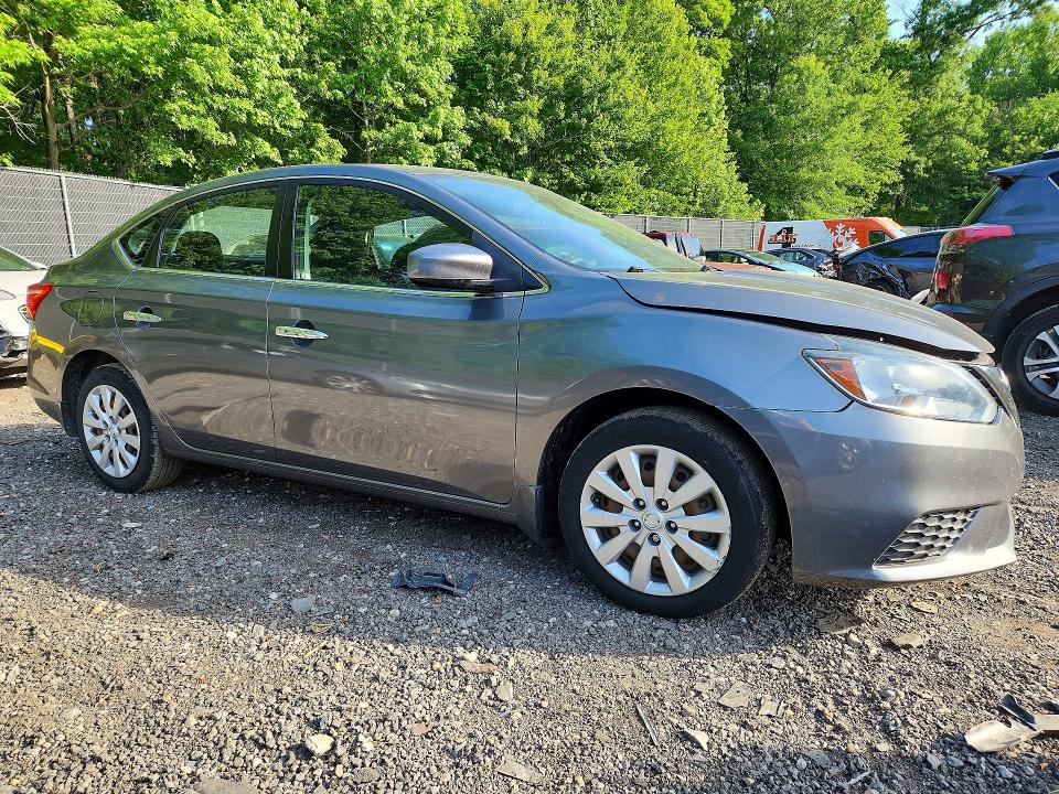 Photo 4 from auction – 2017 NISSAN SENTRA with VIN 3N1AB7AP1HY322525