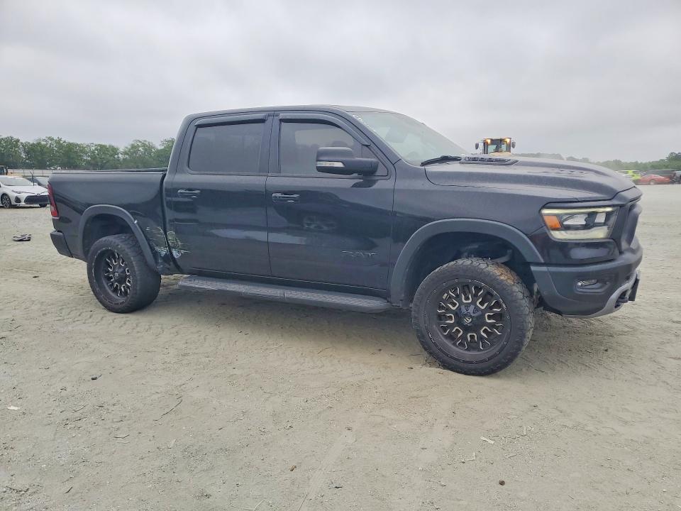 Photo 4 from auction – 2021 RAM 1500 with VIN 1C6SRFLT2MN510874