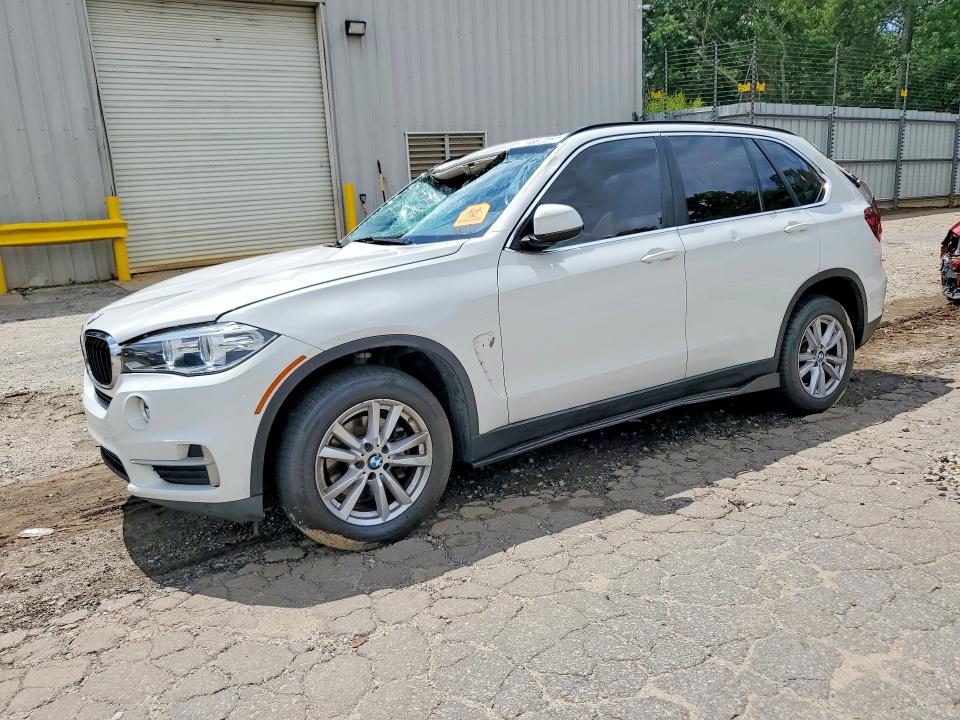 BMW X5 2015 with VIN 5UXKR0C53F0K66528 - Photo from auction