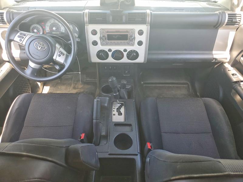 Photo 8 from auction – 2012 TOYOTA FJ CRUISER with VIN JTEBU4BF4CK138148