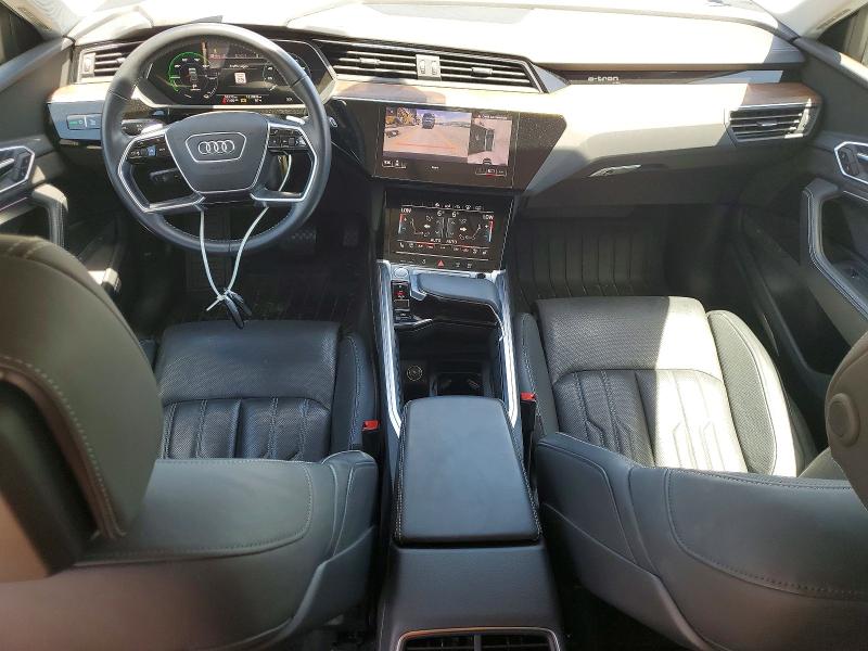 Photo 8 from auction – 2019 AUDI E-TRON with VIN WA1VAAGE2KB022741