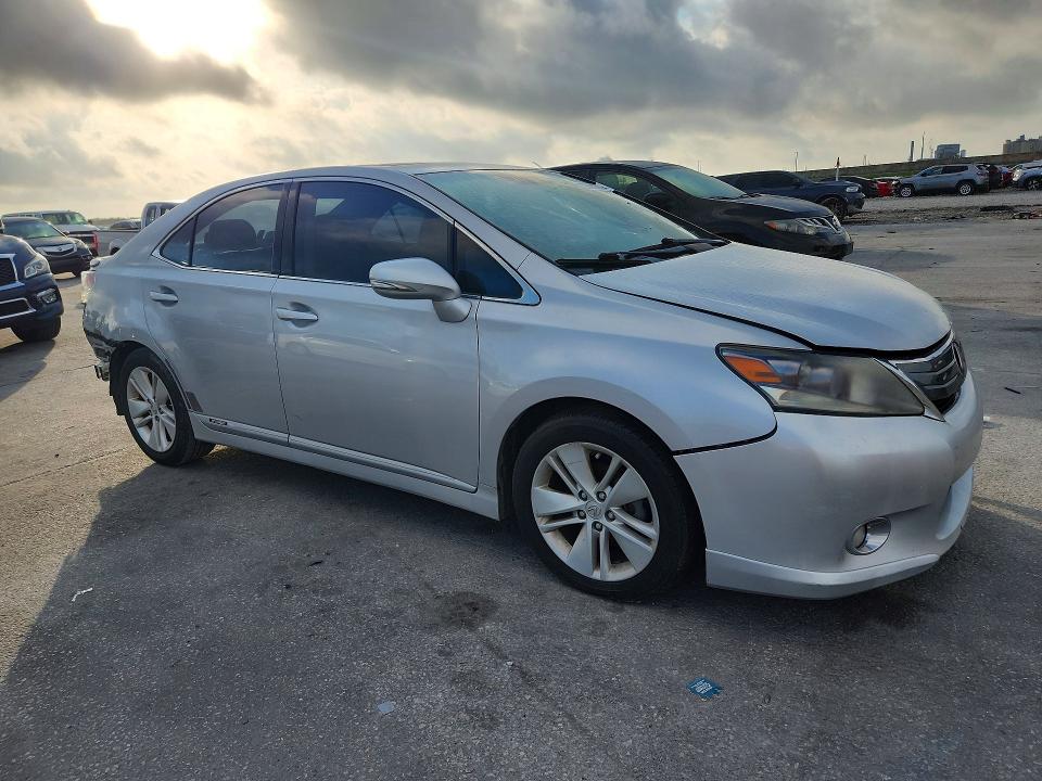 Photo 4 from auction – 2011 LEXUS HS with VIN JTHBB1BA8B2043859