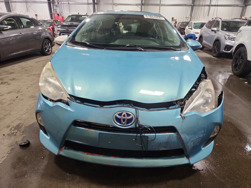 Photo 5 from auction – 2012 TOYOTA PRIUS C with VIN JTDKDTB32C1004605
