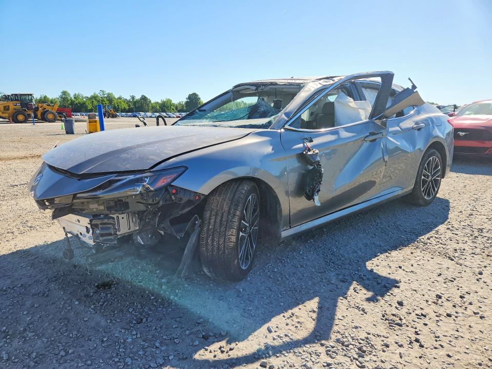 TOYOTA CAMRY 2025 with VIN 4T1DAACK7SU519409 - Photo from auction