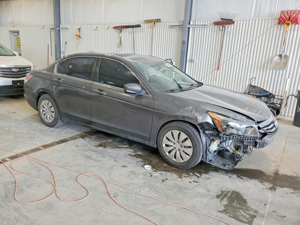Photo 4 from auction – 2011 HONDA ACCORD with VIN 1HGCP2E37BA147003