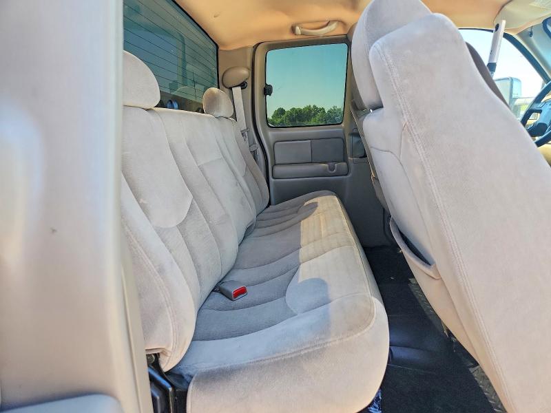 Photo 10 from auction – 2003 GMC 1500 with VIN 1GTEK19T73E379833