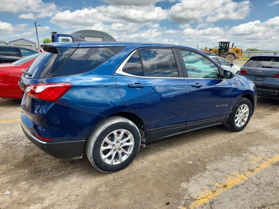 Photo 3 from auction – 2021 CHEVROLET EQUINOX with VIN 3GNAXKEV9ML305979