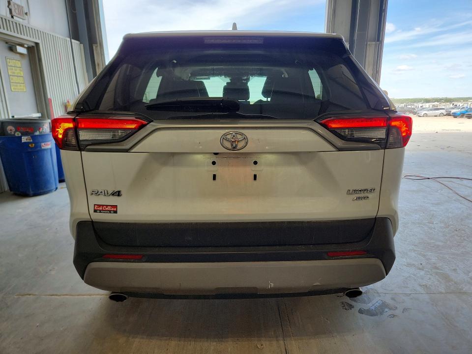Photo 6 from auction – 2025 TOYOTA RAV4 with VIN 2T3N1RFV7SW524397