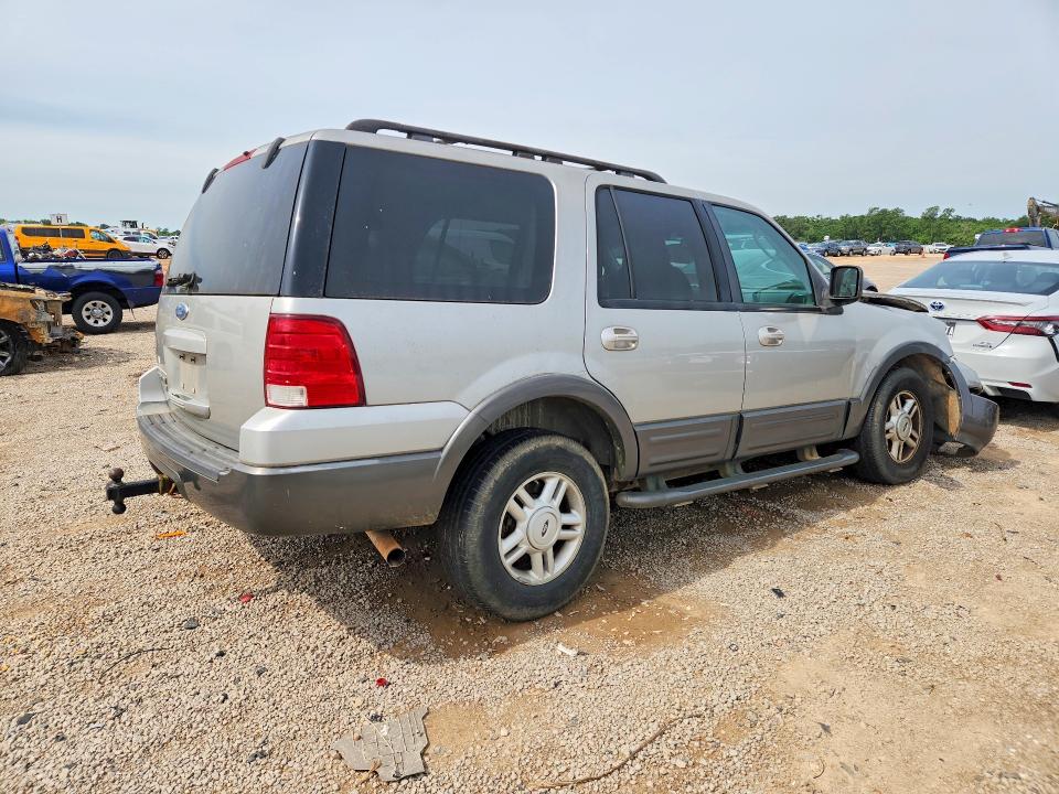 Photo 3 from auction – 2005 FORD EXPEDITION with VIN 1FMPU15535LA23142