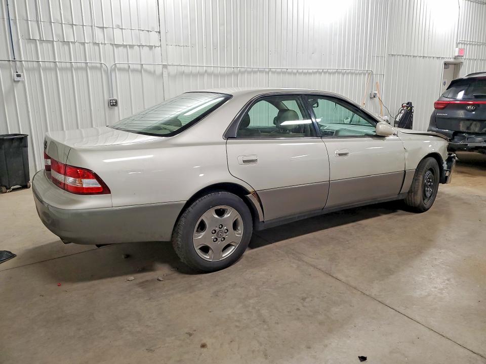 Photo 3 from auction – 2001 LEXUS ES with VIN JT8BF28G410322399