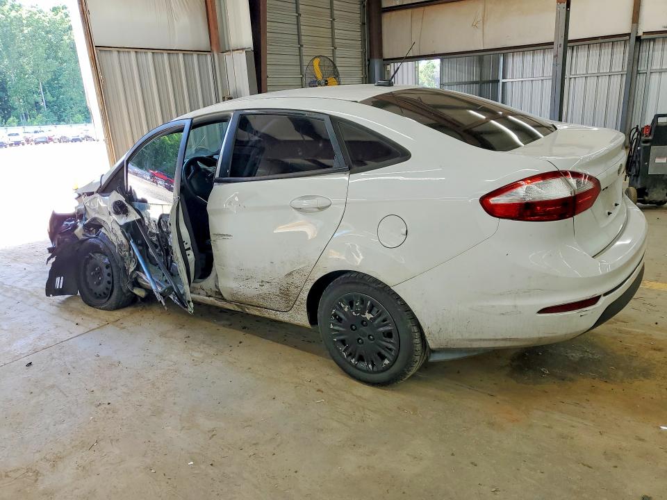 Photo 2 from auction – 2018 FORD FIESTA with VIN 3FADP4AJ6JM135693