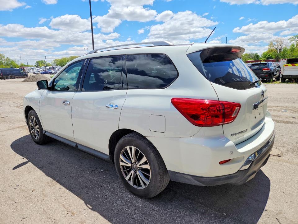 Photo 2 from auction – 2017 NISSAN PATHFINDER with VIN 5N1DR2MMXHC675425