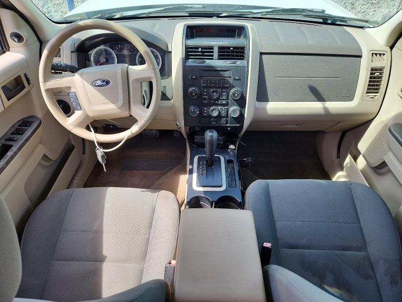 Photo 8 from auction – 2009 FORD ESCAPE with VIN 1FMCU02799KC84754