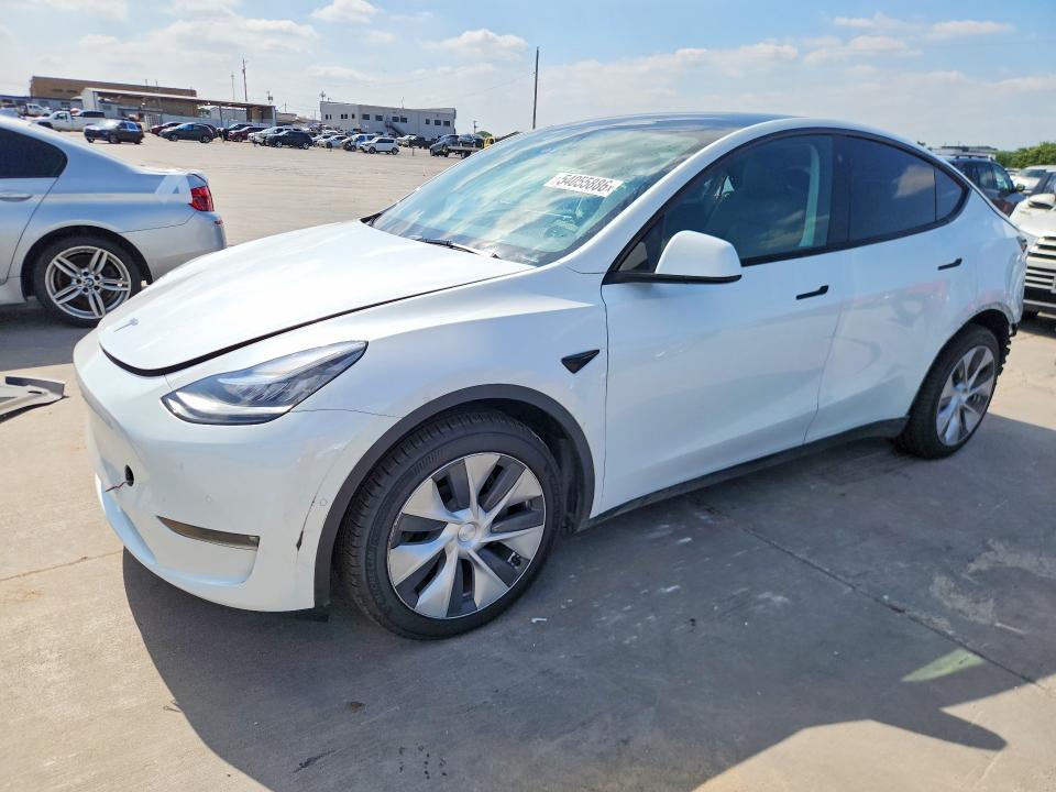 TESLA MODEL Y 2022 with VIN 7SAYGDEE7NF420344 - Photo from auction