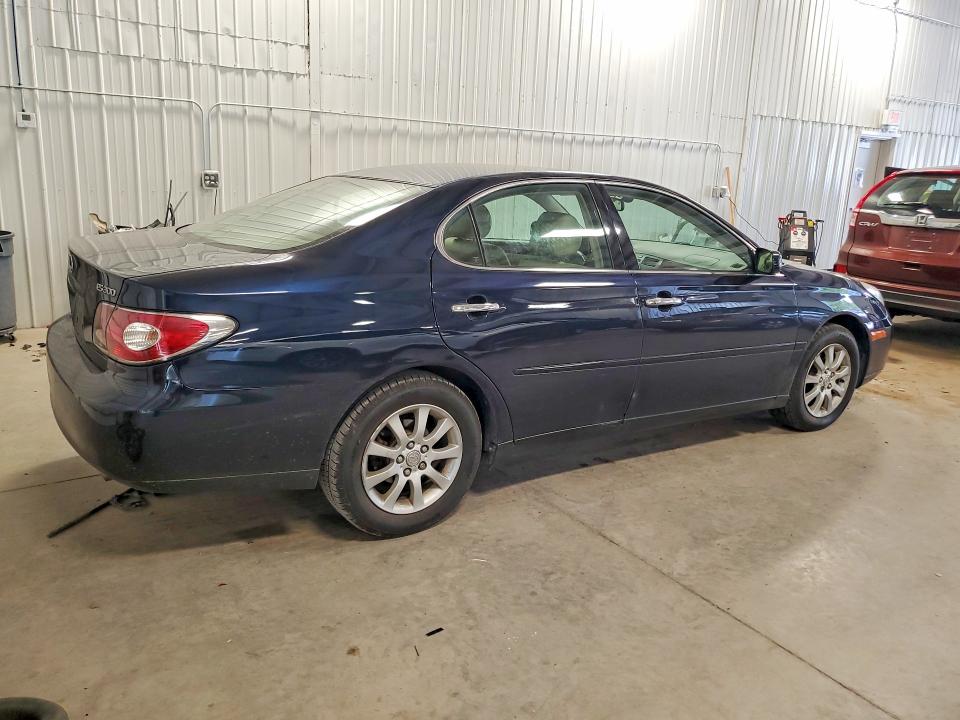 Photo 3 from auction – 2003 LEXUS ES with VIN JTHBF30G330092651