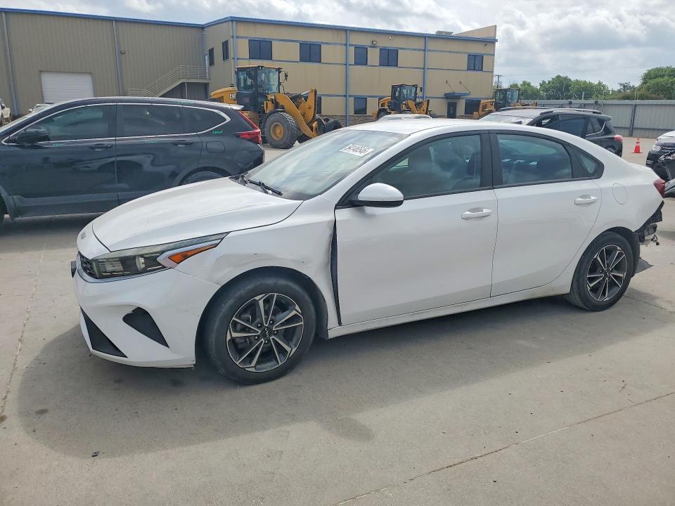 KIA FORTE 2023 with VIN 3KPF24AD6PE573127 - Photo from auction