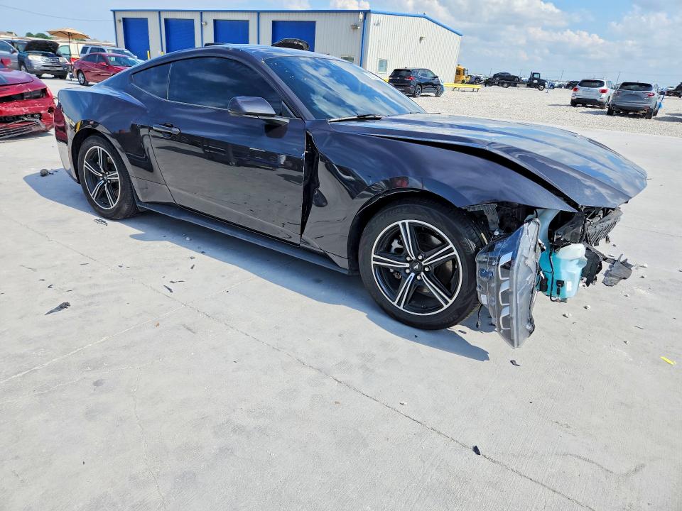 Photo 4 from auction – 2024 FORD MUSTANG with VIN 1FA6P8TH7R5107042