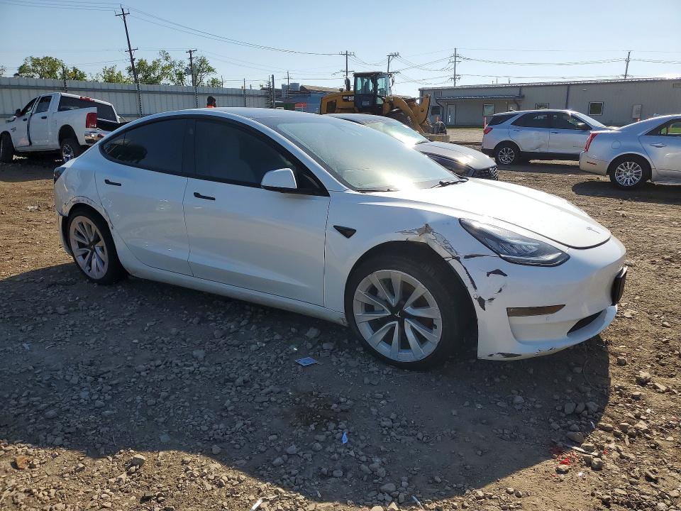 Photo 4 from auction – 2021 TESLA MODEL 3 with VIN 5YJ3E1EB4MF862501