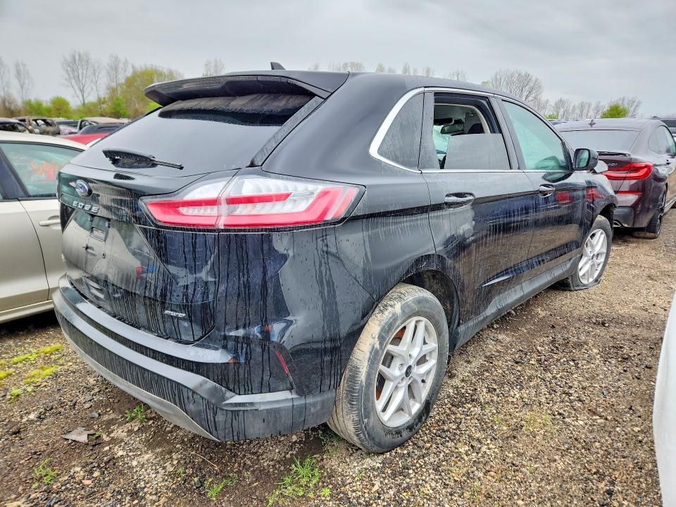 Photo 3 from auction – 2024 FORD EDGE with VIN 2FMPK4J98RBA71175