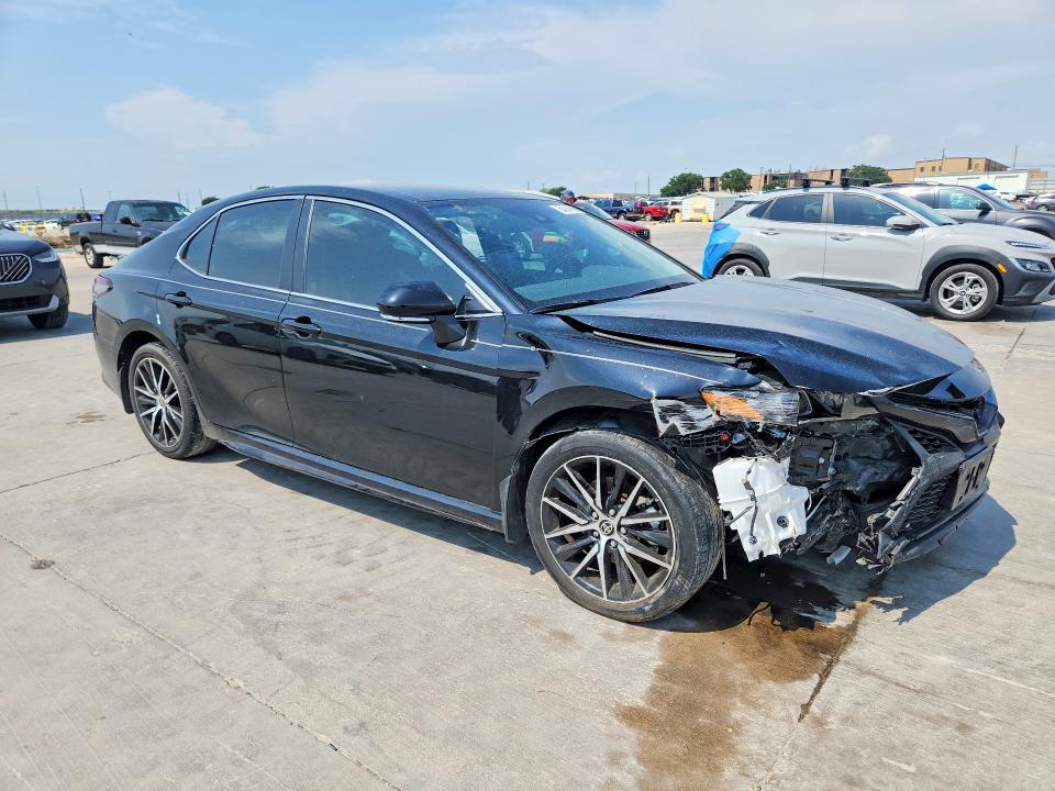 Photo 4 from auction – 2023 TOYOTA CAMRY with VIN 4T1G11AK2PU787596