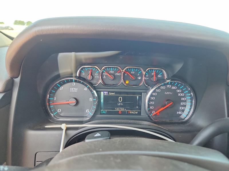 Photo 9 from auction – 2016 CHEVROLET SUBURBAN with VIN 1GNSCHKC5GR155176