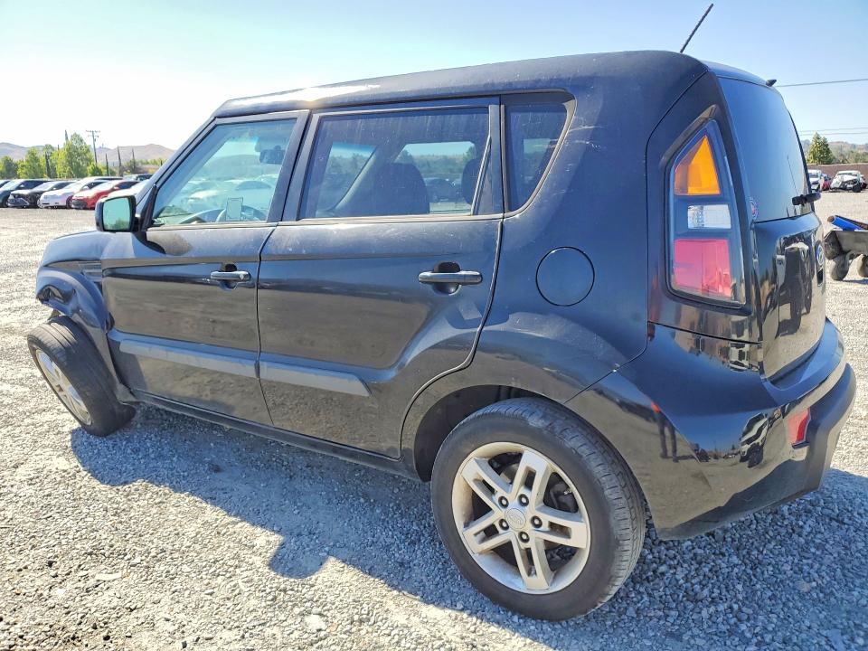 Photo 2 from auction – 2011 KIA SOUL with VIN KNDJT2A24B7710424