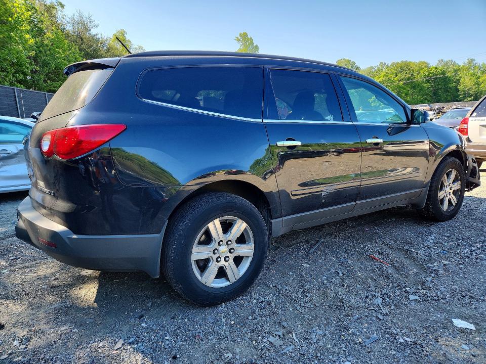 Photo 3 from auction – 2012 CHEVROLET TRAVERSE with VIN 1GNKVGED8CJ413174