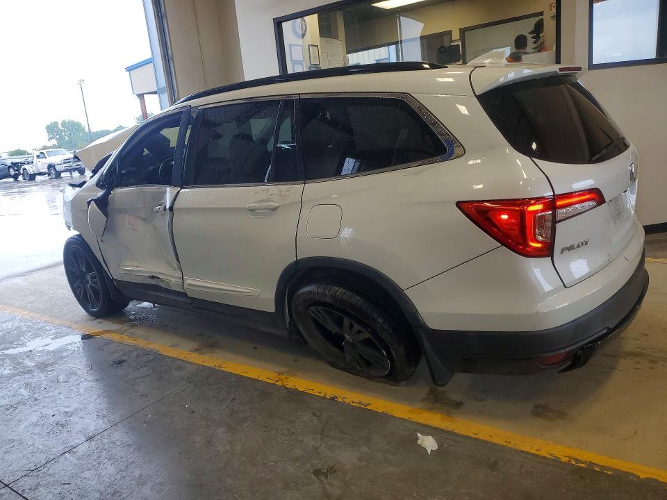 Photo 2 from auction – 2022 HONDA PILOT with VIN 5FNYF5H26NB001442