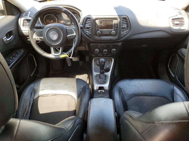 Photo 8 from auction – 2018 JEEP COMPASS with VIN 3C4NJDBB6JT139434