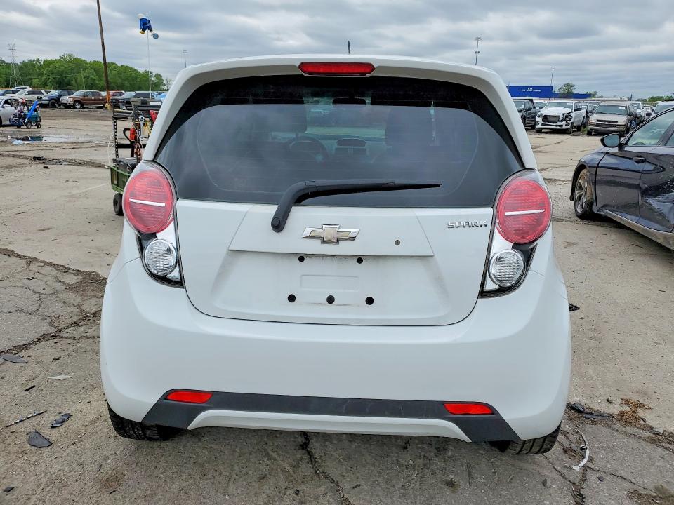 Photo 6 from auction – 2015 CHEVROLET SPARK with VIN KL8CB6S94FC793941