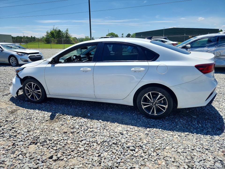 Photo 2 from auction – 2024 KIA FORTE with VIN 3KPF24AD3RE753569