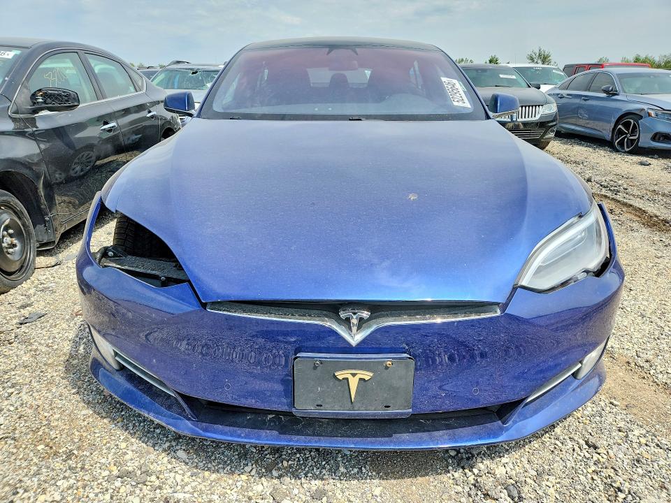 Photo 5 from auction – 2017 TESLA MODEL S with VIN 5YJSA1E27HF229648