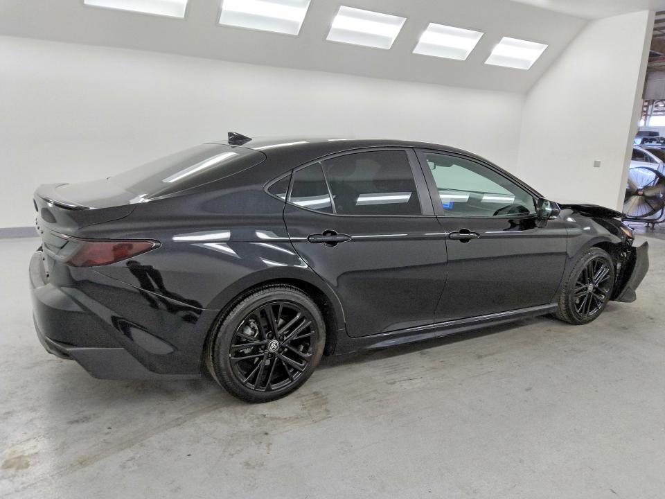 Photo 3 from auction – 2025 TOYOTA CAMRY with VIN 4T1DAACK2SU088042