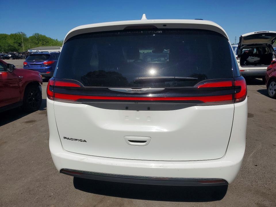 Photo 6 from auction – 2022 CHRYSLER PACIFICA with VIN 2C4RC1BG8NR215010