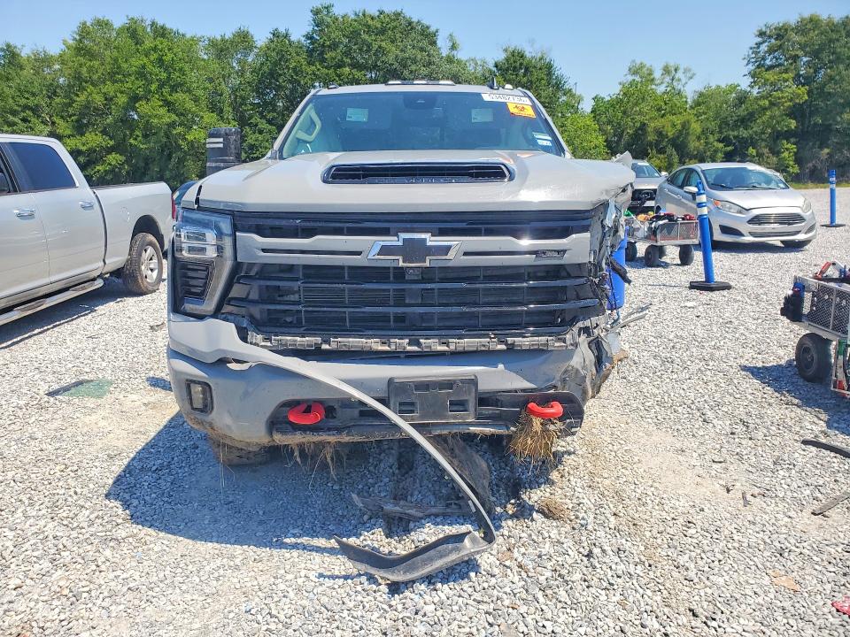 Photo 5 from auction – 2024 CHEVROLET SILVERADO with VIN 2GC4YNEYXR1202769