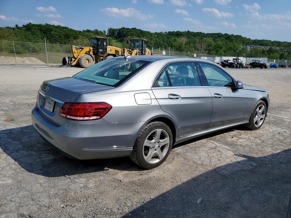 Photo 3 from auction – 2014 MERCEDES-BENZ E with VIN WDDHF5KBXEA888826