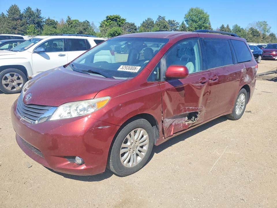 2014 TOYOTA SIENNA - Търг №52936806